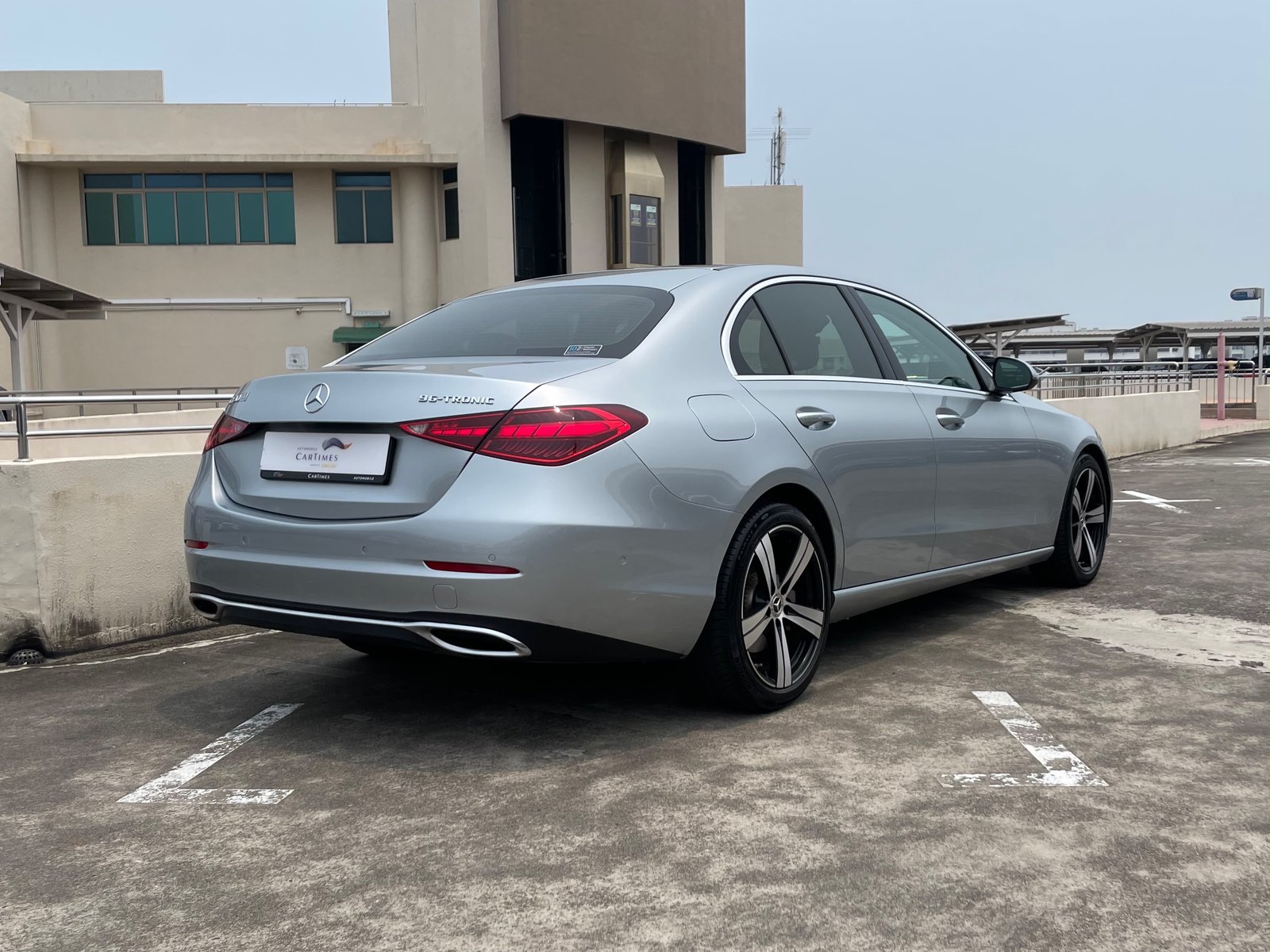 Mercedes-Benz C180 Avantgarde Line photo 2